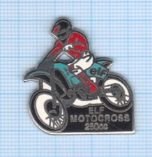 Pin’s Moto Elf Moto cross 250 cc zamac signé EBC France