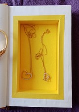 Livre boîte à secrets, livre Objet détourné Jaune relié