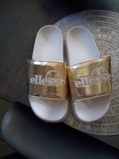 claquettes doré ellesse pointure 38