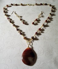 HAND MADE FANCY JASPER/SWAROVSKI CRYSTAL NECKLACE W/ONYX AGATE PENDANT/EARRINGS