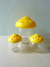 pot, salière, poivrière en verre, couvercle champignon, vintage Solmaz Mercan