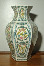 Vase chinois porcelaine Chine 20 siècle décor oiseau branche fleurie fleur