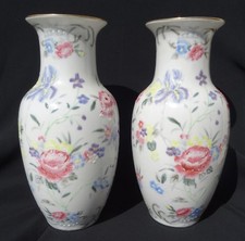 PAIRE DE VASE PORCELAINE DECOR ROSE CHINE ANTIQUE PEINTURE FAIT MAIN