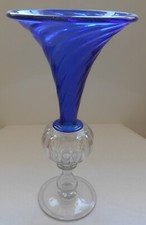 ancien vase verre torsadé soufflé bleu blanc