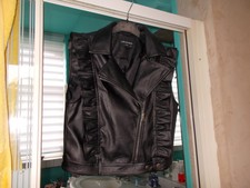 Ravissant Gilet Noir 36 38 M Cuir PU Paris Sans manches com maje sandro Neuf