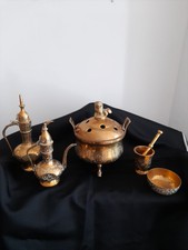 Lot d objets divers vintage en laiton : pot, mortier, coupelle, etc....