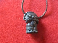 COLLIER PENDENTIF INCA  AZTEQUE RESINE SUR CORDON BIJOUX ACCESSOIRES MODE 