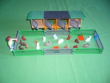 PLAYMOBIL Réf: 6140-A Enfant avec enclos à lapins et clapier