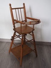 Chaise haute ancienne -  pour  poupées ,ours  ,baigneurs   (633) 