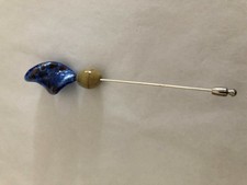 1 broche fibule pour manteaux , chapeau , gilet, bonnet