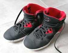 Chaussures de basket 40 TARMAK noires et rouges