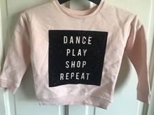 Entièrement neuf sans étiquette River Island Rose "Dance Play Shop répéter" Pull. Fille. 0 ans - 24 mois