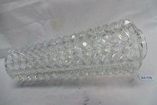 tulipe fuseau en verre transparent des années 1970 Ø max 7,9 cm (réf BE59)