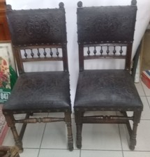  Chaise ancienne bois massif cuir laiton décor sculpté style Henri II