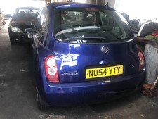 2004 Nissan Micra Boulon de roue. Breaking 5 Portes. Bleu. pièces