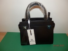 Sac à main pour Femmes. Couleur noire. Marque GUSSACI