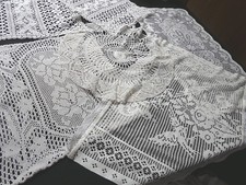 1 LOT DE 6 ANCIENS GRANDS NAPPERONS DIFFERENTS/ DENTELLE MECANIQUE 