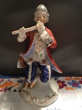 VINTAGE OLD VICTORIAN FIGURINES MADE IN OCCUPIED JAPAN FLUTE PLAYER 6.5 inches