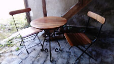 table " gueridon"d:65cm-h:76cm avec 2 chaises pliantes de comptoir de famille