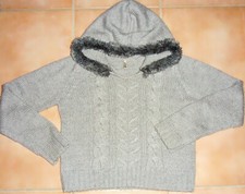joli pull chaud à capuche gris clair taille 42 - 44 