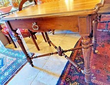 Table bureau en noyer avec 1 tiroir époque napoléon 3