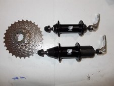 Paire Moyeux Vtt Flammes 36 F. Avec Cassette de Pignons Shimano 8 Speed