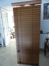 STORES VENITIEN EN BOIS POUR L’INTERIEUR