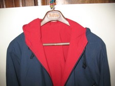 beau blouson réversible marine/rouge QUECHUA 14 ans