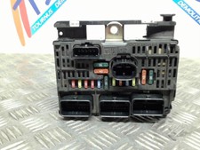 Boitier servitude moteur (BSM) PEUGEOT 407 PHASE 1 2.0 HDI - 16V T/R:61835372