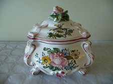 BOITE BONBONNIÈRE FAÏENCE DE LALLIER A MOUSTIERS POT COUVERT LÉGUMIER DÉCORATION