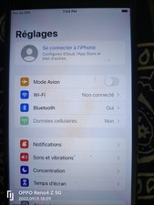 Iphone 8 Plus 64 Go + 7 coques