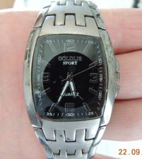  montre GOLDLIS / SPORT .QUARTZ LA  PILE  est  NEUVE 