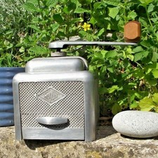 Ancien moulin à café Moulux en FONTE D aluminium style art deco