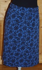 JUPE MIDI FLUIDE BLEUE IMPRIMÉ FLEURI NOIR T 52 BALSAMIK NEUVE