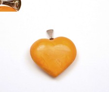 Caramel Oeuf Jaune Ambre Sculpté Sculpture Forme Coeur Pendentif Argent Massif