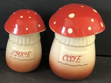 2 pots à épice céramique Forme champignon kitsh Epice + Café