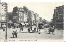 Roubaix . La Place et la Rue de la Gare .