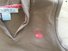 ZARA GIRLS: JOLIE ROBE MATIÈRE SWEAT FILLE TAILLE 6-7 ANS, MOTIF CERISES