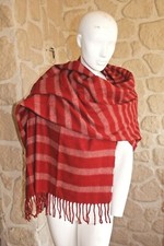 Echarpe rouge et beige avec laine neuve (sg)