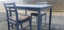 Lot table + 2 chaises