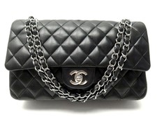 SAC A MAIN CHANEL CLASSIQUE TIMELESS MEDIUM BANDOULIERE EN CUIR MATELASSE 8990€