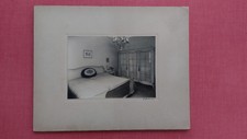 Photographie ancienne. Original signé.Cartonnée 24 X 27 cm.Intérieur chambre 