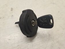 Bouchon réservoir avec une clé pour 307 sw phase 2 hdi de 2008