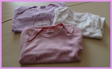  LOT DE 3 BODYS "PETIT BATEAU , VERT BAUDET " 6/12 MOIS 