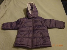 DOUDOUNE OKAOU VIOLETTE TAILLE 116-6 ANS TRES PEU PORTEE