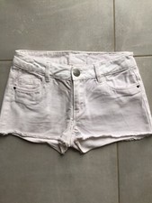 Short en jeans blanc. Taille 14 ans