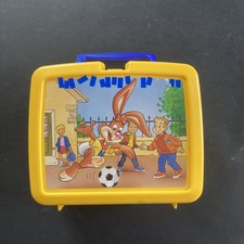 Ancienne boite Rectangulaire Forme Valisette Lunch Box Nesquik Foot Plastique