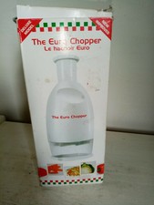 L'euro chopper modèle Deluxe Nouveau et Amélioré de légumes Chopper new in box.