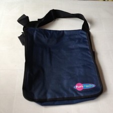 SAC A BANDOULIERE PUBLICITAIRE "FUN RADIO" MARINE ,  PORTE DOCUMENTS, CARTABLE..
