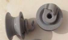 lot de 2 roues roulettes panier supérieur lave vaisselle BOSCH SIEMENS 165313